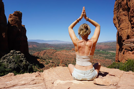 sedona retreat prayer hands